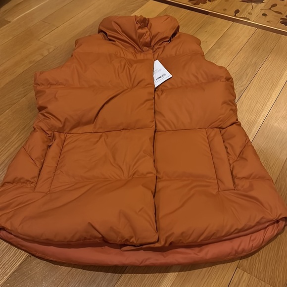 ATHLETA women’s Downtown Vest - Picture 14 of 17